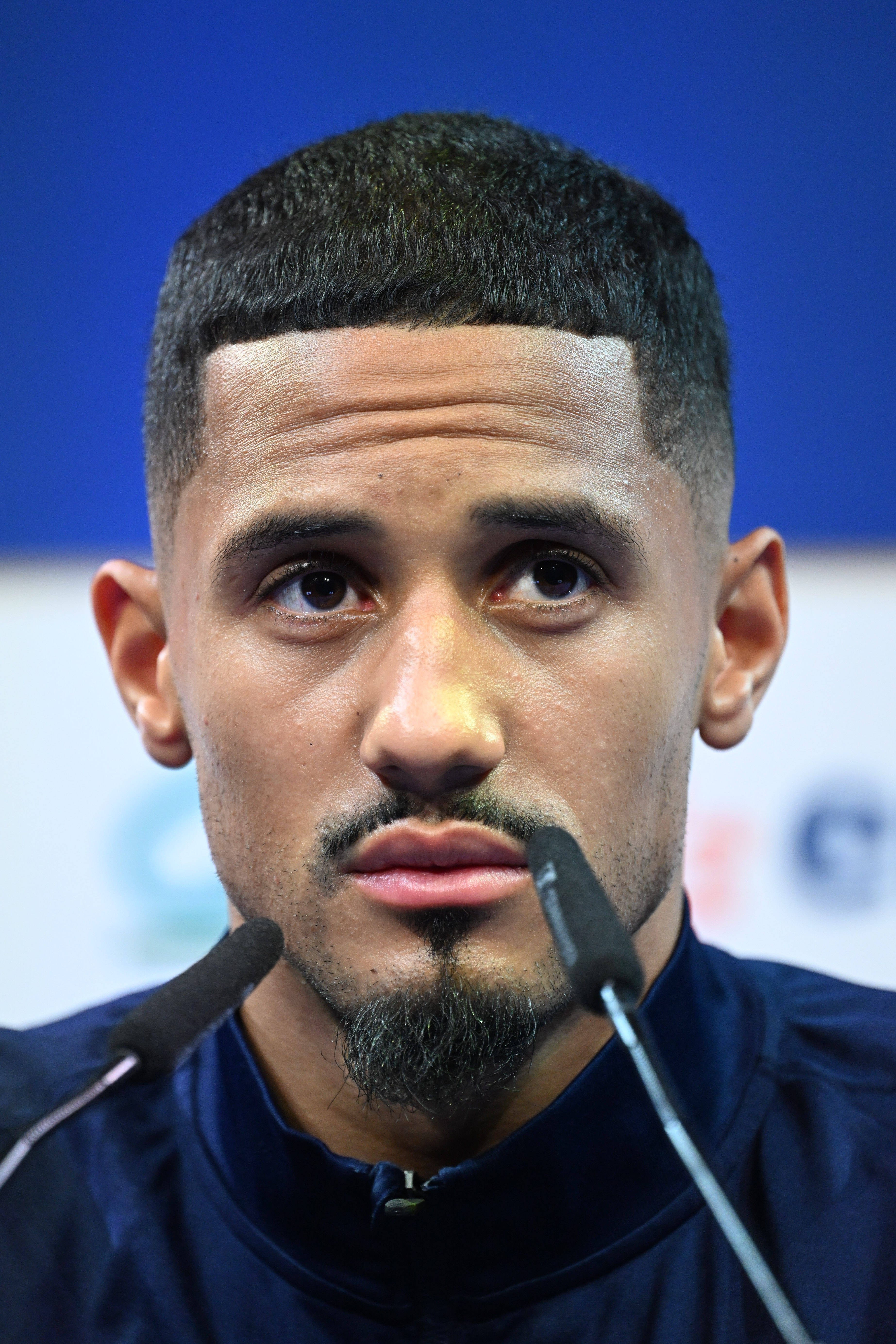 窗口期法国杯焦点战，萨克拉门托国王回应争议，目标明确，控场能力受关注(瑞典对阵西班牙)